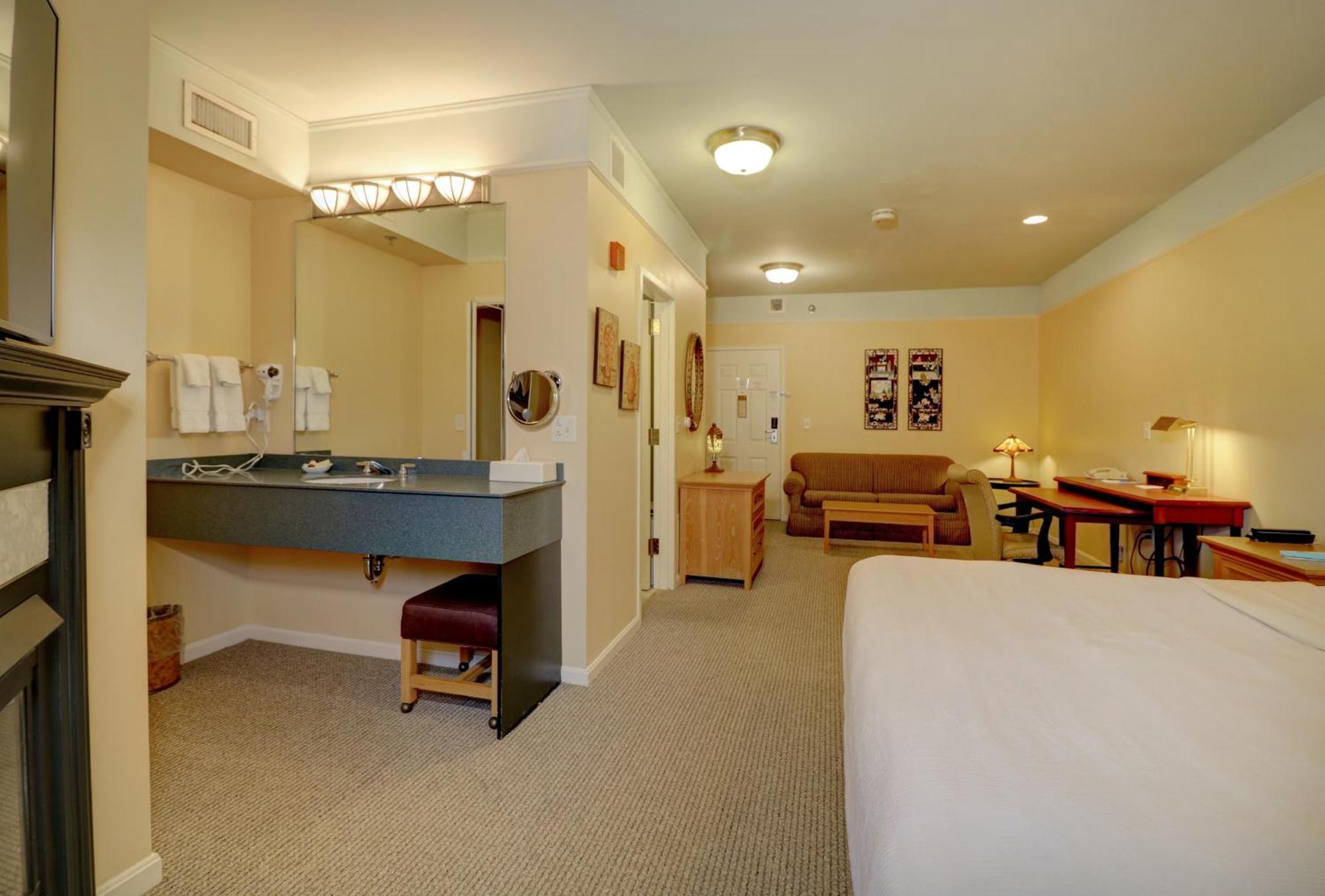Senator Inn & Spa Augusta Exterior photo